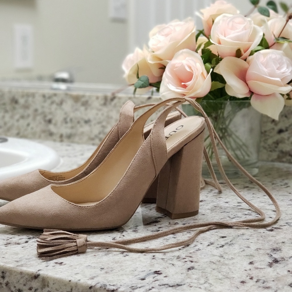 Guess Block Tassle Strap Heels - size 7.5